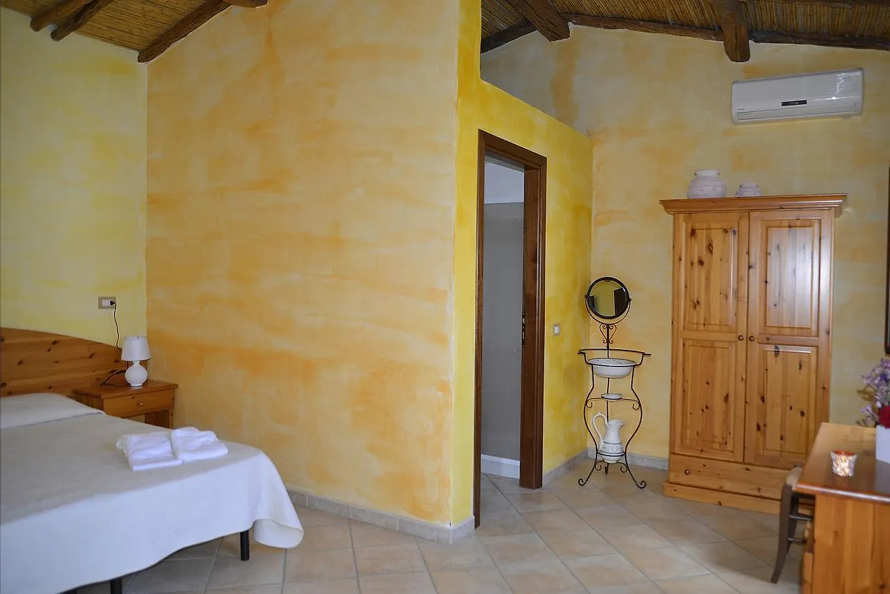 Agriturismo Rubinu Galtellì 0*,  意大利